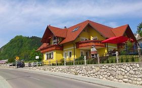 Apartments And Rooms With View On Bled